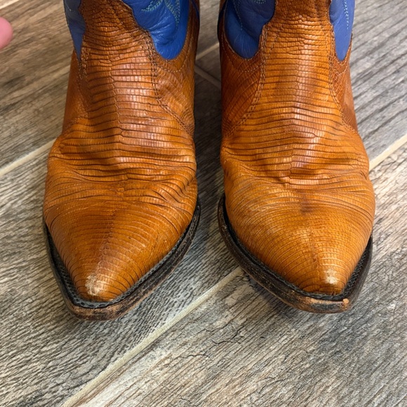 Vintage Tony Lama Two Tone Cowboy Boots, Size 6.5 - Picture 11 of 15